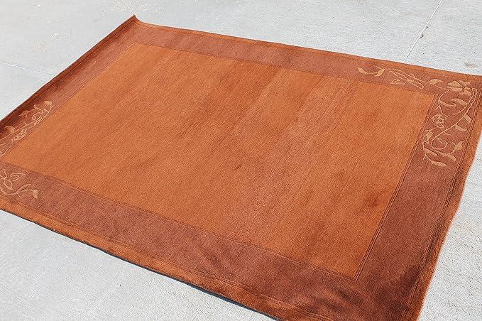 RSG4878 Gorgeous Modern Design Hand Made Tibetan Woolen Area Rug 4.7 Feet X 6.7 Feet Made in Nepal