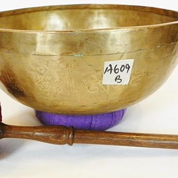 AA609 Large Size 10" Energetic Crown 'B' Chakra Healing Tibetan Singing Bowl Made in Nepal