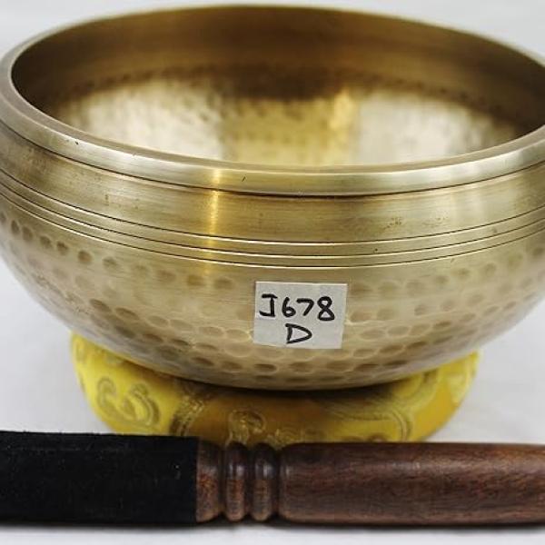 J678/A818 7.5" Energetic Sacral 'D' Chakra Healing Hand Hammered Tibetan Singing Bowl Made in Nepal
