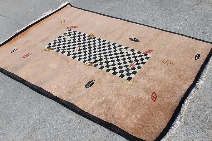 RSG4745 Gorgeous Modern Design Hand Made Tibetan Woolen Area Rug 4.7 Feet X 6.7 Feet Made in Nepal