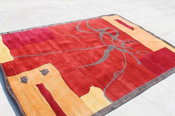 R17546 Gorgeous Dancing Design Hand Made Tibetan Woolen Area Rug 6 Ft X 9 Ft Made in Nepal