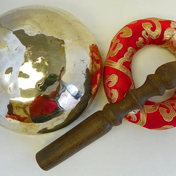 F259 5" Palm Size Energetic Root 'C' Chakra Healing Tibetan Singing Bowl Made in Nepal