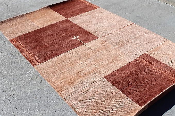 Thamel Mart R10391 Gorgeous Custom Made Hand Knotted Tibetan Woolen Area Rug 5 Feet X 8 Feet Made in Nepal