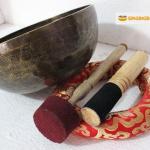 7.5 Inch Fine Etching Handmade Singing Bowl Yoga Meditation, with cushions and Mallet, Real Sandmade Singing Bowl from Nepal, healing bowls