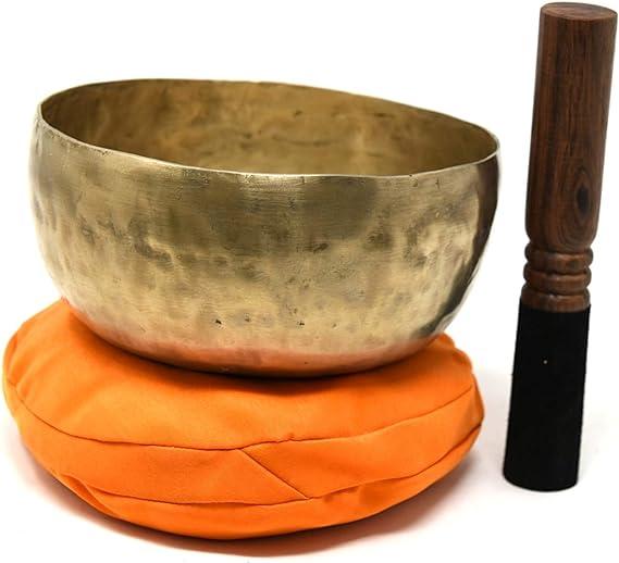 5.5 Inch Handhammared Old Tibetan Singing Bowl,Excellent old singing bowl,Handhammered Shining finish Singing bowl from Nepal,Buddhist bowls.